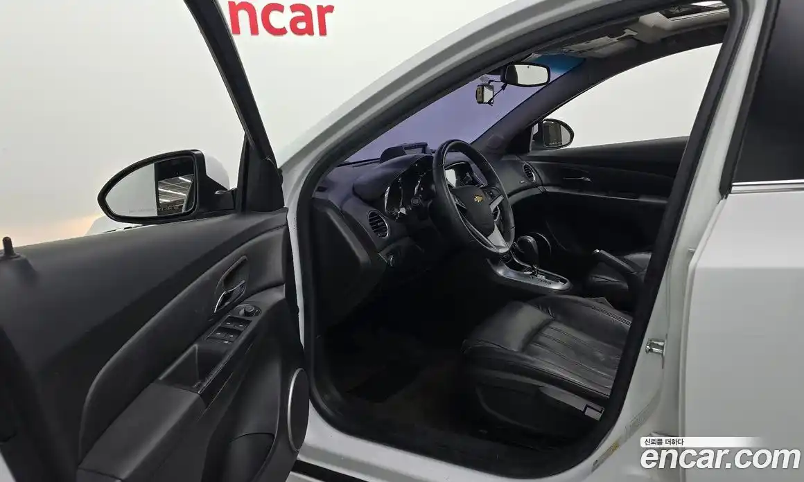 Chevrolet Cruze 2011 1.8 Автомат в Москве № 105448, фото 20