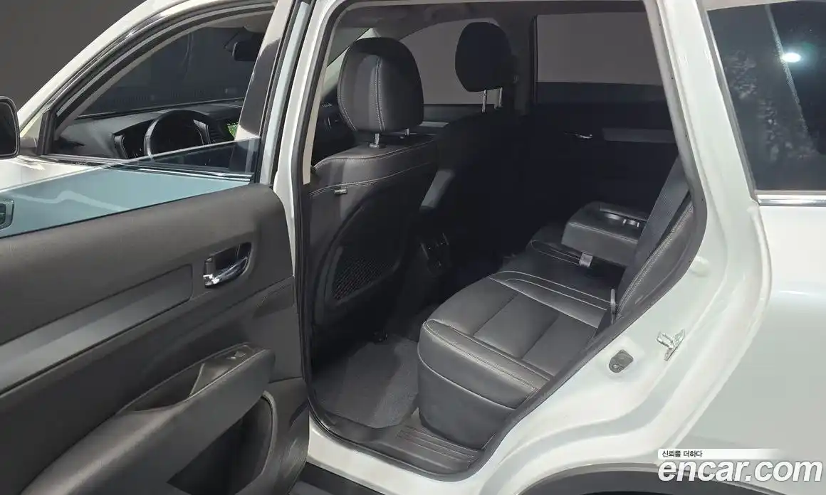 Renault QM6 2023 2.0 Автомат в Москве № 106511, фото 14