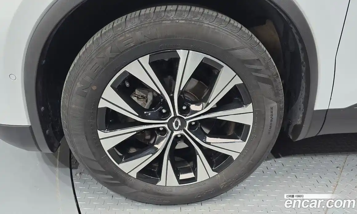 Renault QM6 2023 2.0 Автомат в Москве № 106511, фото 19