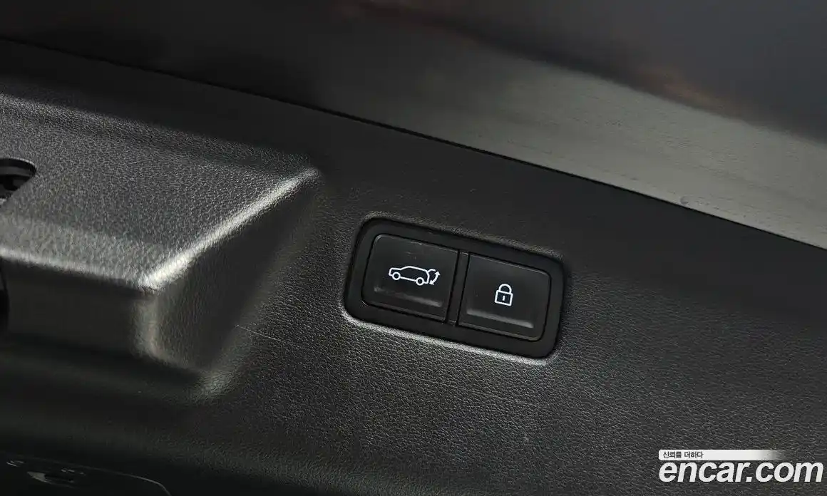 Hyundai Santa Fe 2024 1.6 Автомат в Москве № 107828, фото 18