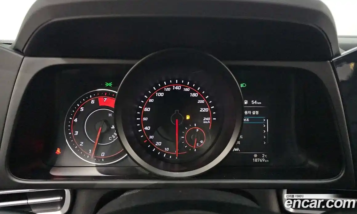 Hyundai Avante 2022 1.6 Автомат в Москве № 108107, фото 19