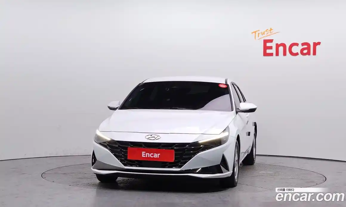 Hyundai Avante 2022 1.6 Автомат в Москве № 108107, фото 8