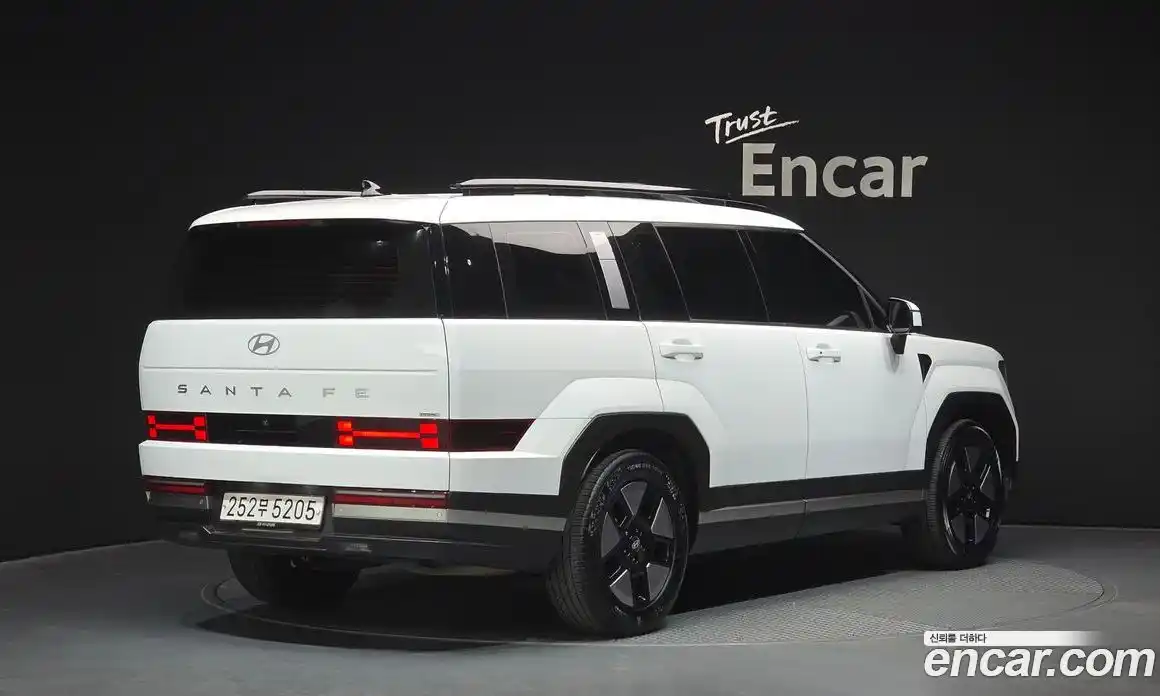 Hyundai Santa Fe 2024 1.6 Автомат в Москве № 111257, фото 16