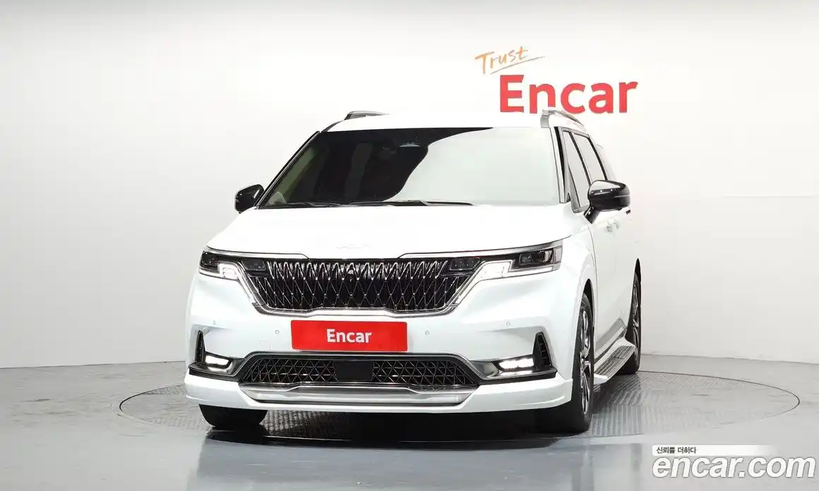 Kia Canival 2023 2.2 Автомат в Москве № 11253, фото 3