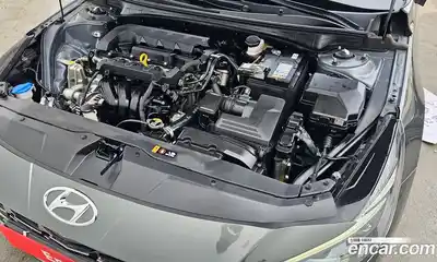 Hyundai Avante 2023 1.6 Автомат в Москве № 112745, миниатюра 11