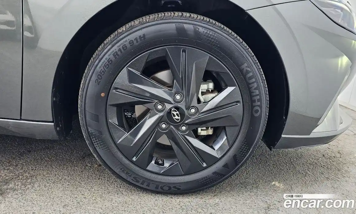 Hyundai Avante 2023 1.6 Автомат в Москве № 112745, фото 14