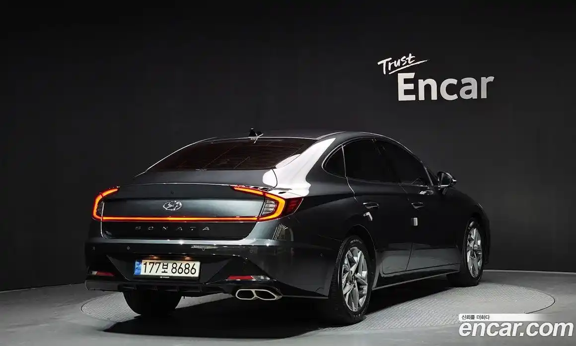 Hyundai Sonata 2022 1.6 Автомат в Москве № 113459, фото 9