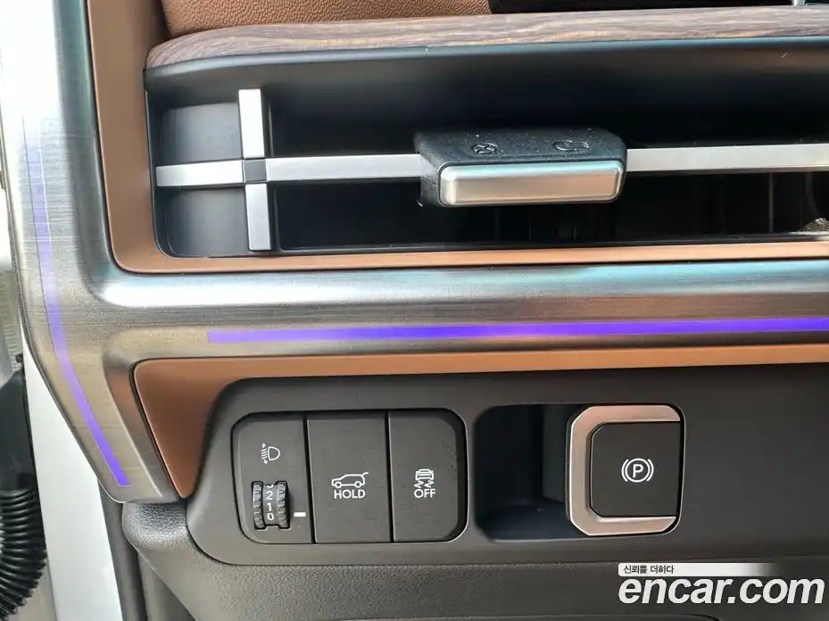 Hyundai Santa Fe 2025 2.5 Автомат в Москве № 119281, фото 12