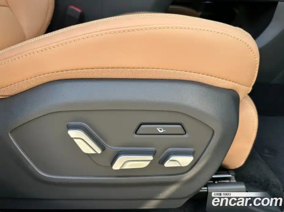 Hyundai Santa Fe 2025 2.5 Автомат в Москве № 119281, фото 16