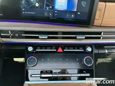 Hyundai Santa Fe 2025 2.5 Автомат в Москве № 119281, миниатюра 7