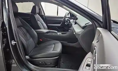 Hyundai Sonata 2024 2.0 Автомат в Москве № 119941, миниатюра 4