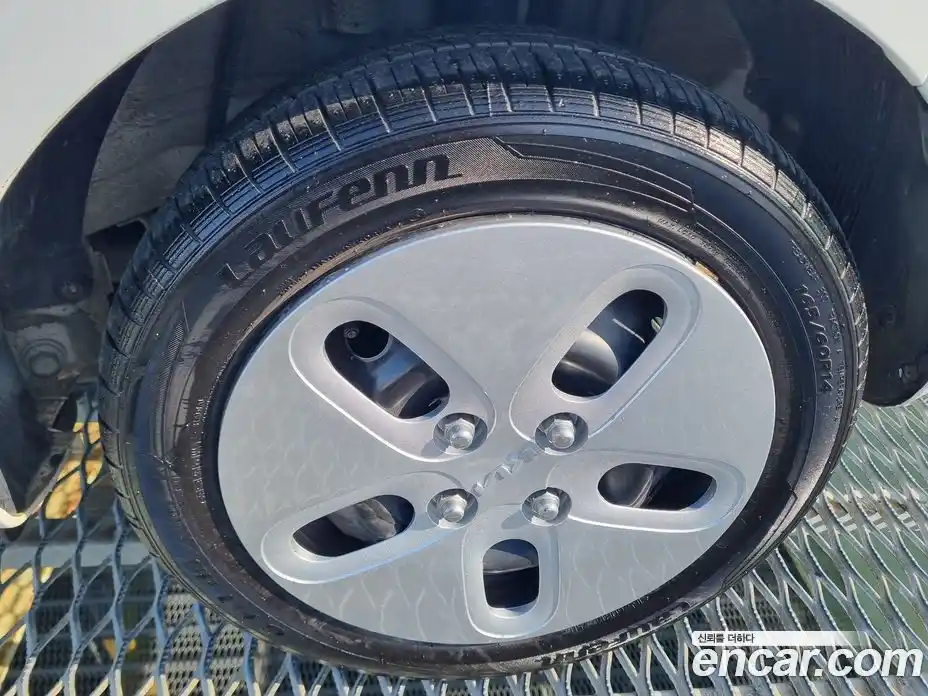 Kia Ray 2022 1.0 Автомат в Москве № 120090, фото 7