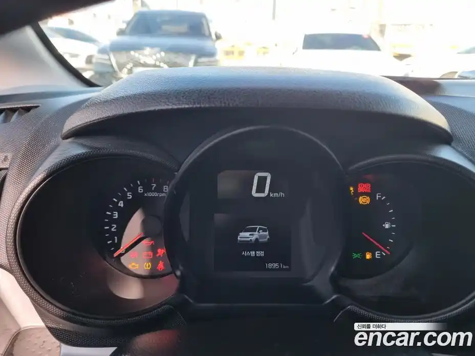 Kia Ray 2022 1.0 Автомат в Москве № 120090, фото 8