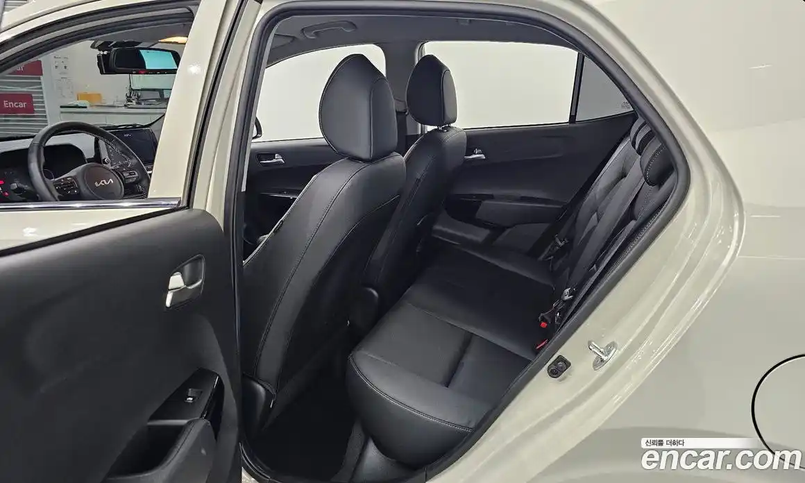 Kia Morning 2024 1.0 Автомат в Москве № 120680, фото 13