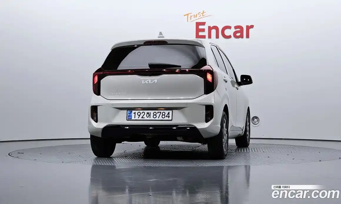 Kia Morning 2024 1.0 Автомат в Москве № 120680, фото 10