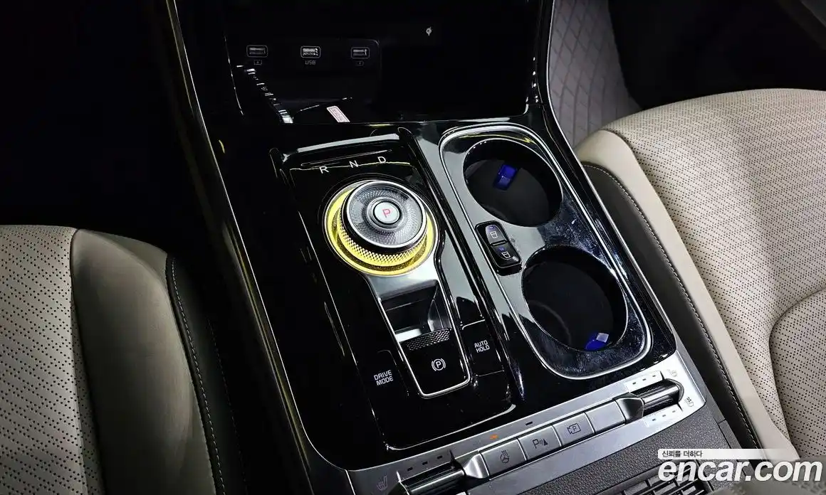 Kia Canival 2022 3.5 Автомат в Москве № 12098, фото 16