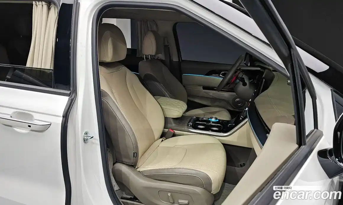 Kia Canival 2022 3.5 Автомат в Москве № 12098, фото 17