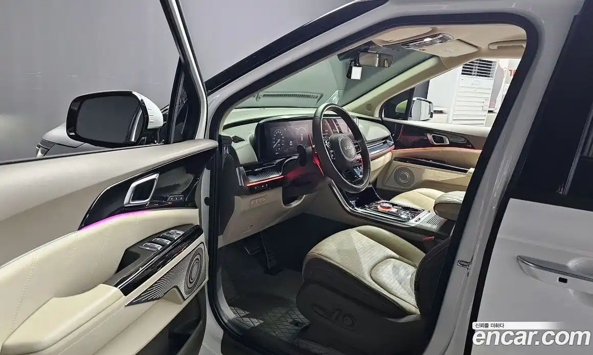 Kia Canival 2022 3.5 Автомат в Москве № 12098, фото 9