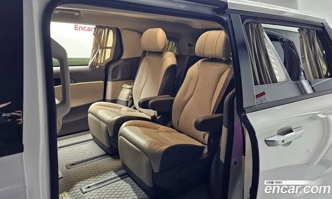 Kia Canival 2022 3.5 Автомат в Москве № 12098, фото 10