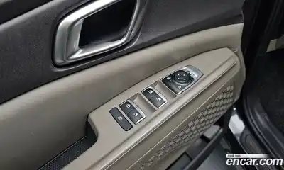 Kia Canival 2024 3.5 Автомат в Москве № 12107, миниатюра 11