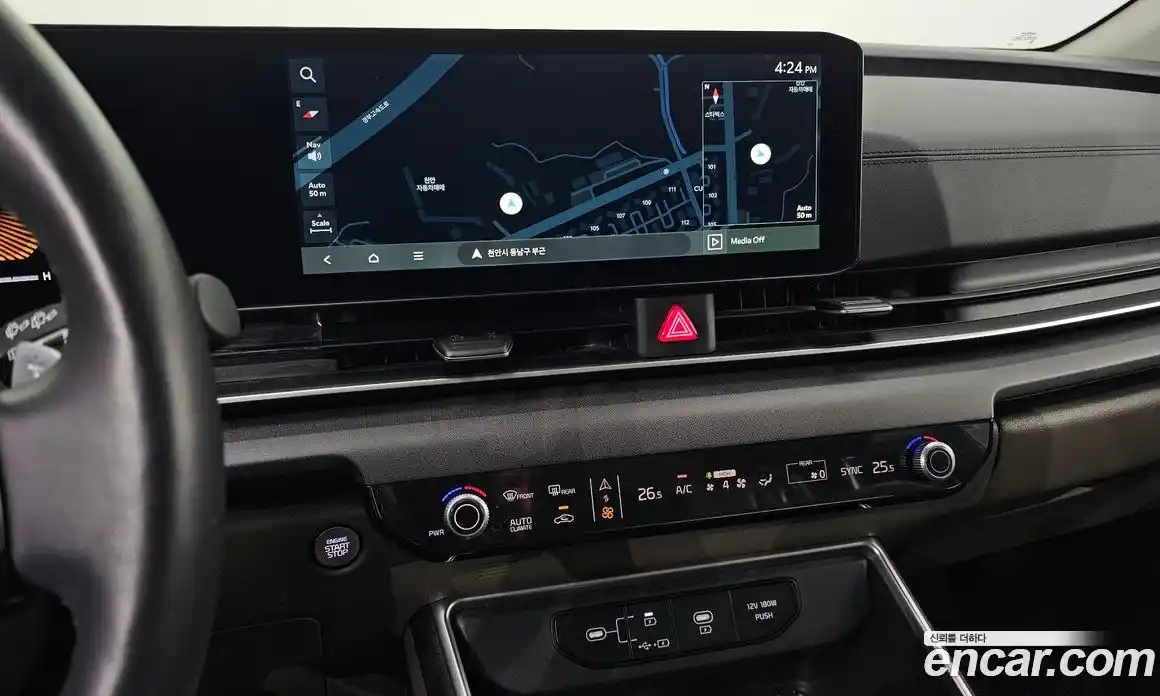 Kia Canival 2024 3.5 Автомат в Москве № 12107, фото 3