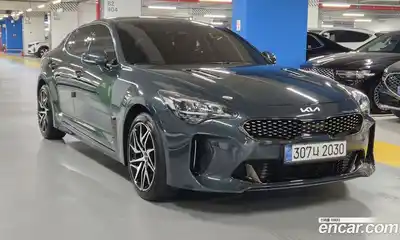 Kia Stinger 2023 2.5 Автомат в Москве № 121886, миниатюра 3