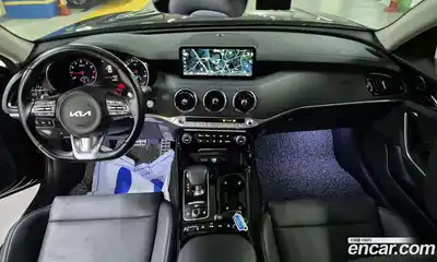 Kia Stinger 2023 2.5 Автомат в Москве № 121886, миниатюра 6