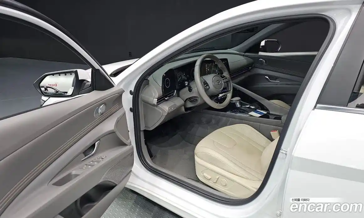 Hyundai Avante 2024 1.6 Автомат в Москве № 123523, фото 11