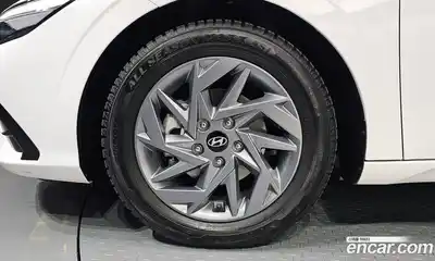 Hyundai Avante 2024 1.6 Автомат в Москве № 123523, миниатюра 5