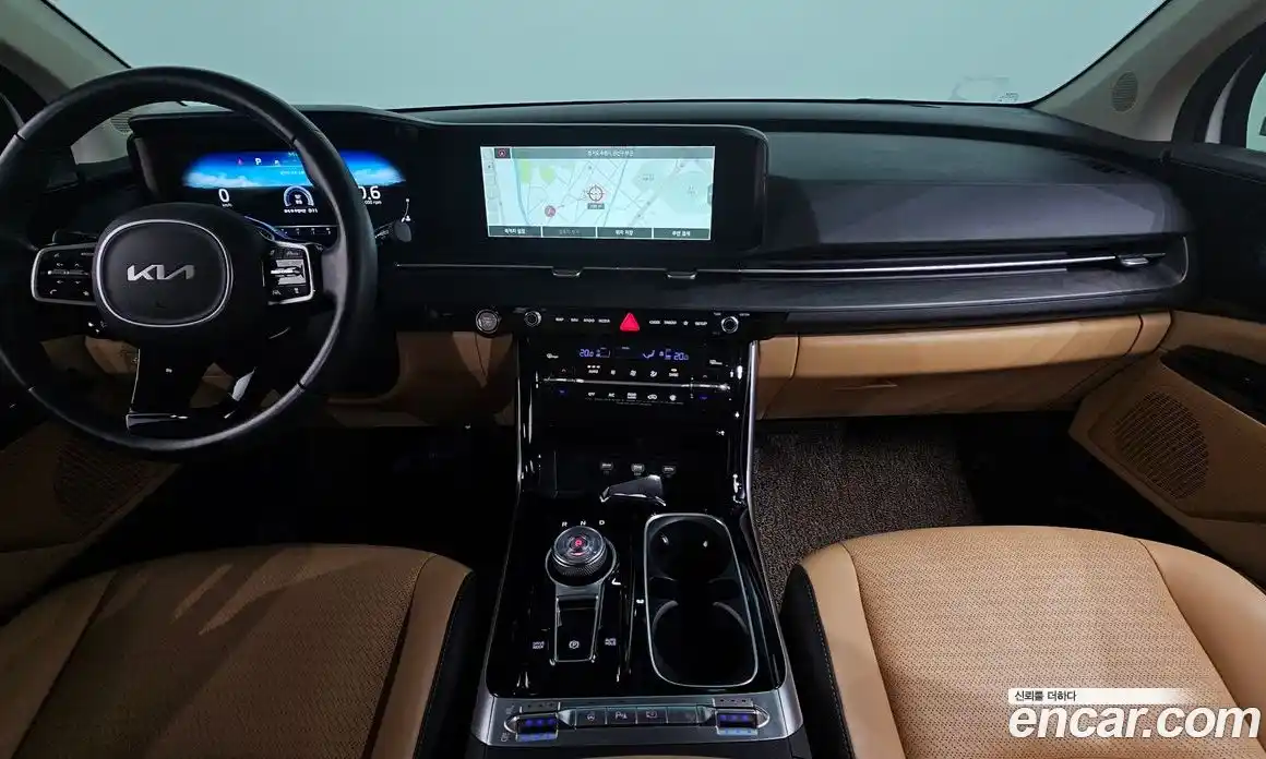 Kia Canival 2023 3.5 Автомат в Москве № 124262, фото 19