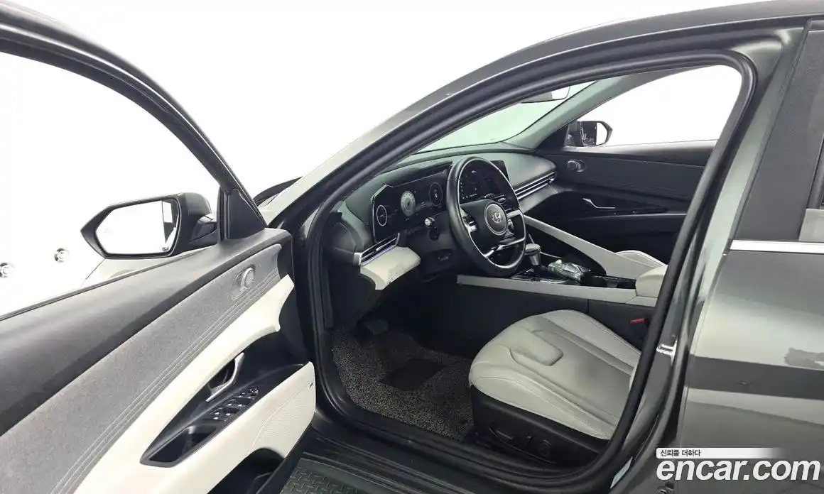 Hyundai Avante 2021 1.6 Автомат в Москве № 127186, фото 15