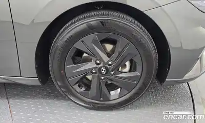 Hyundai Avante 2021 1.6 Автомат в Москве № 127186, миниатюра 10