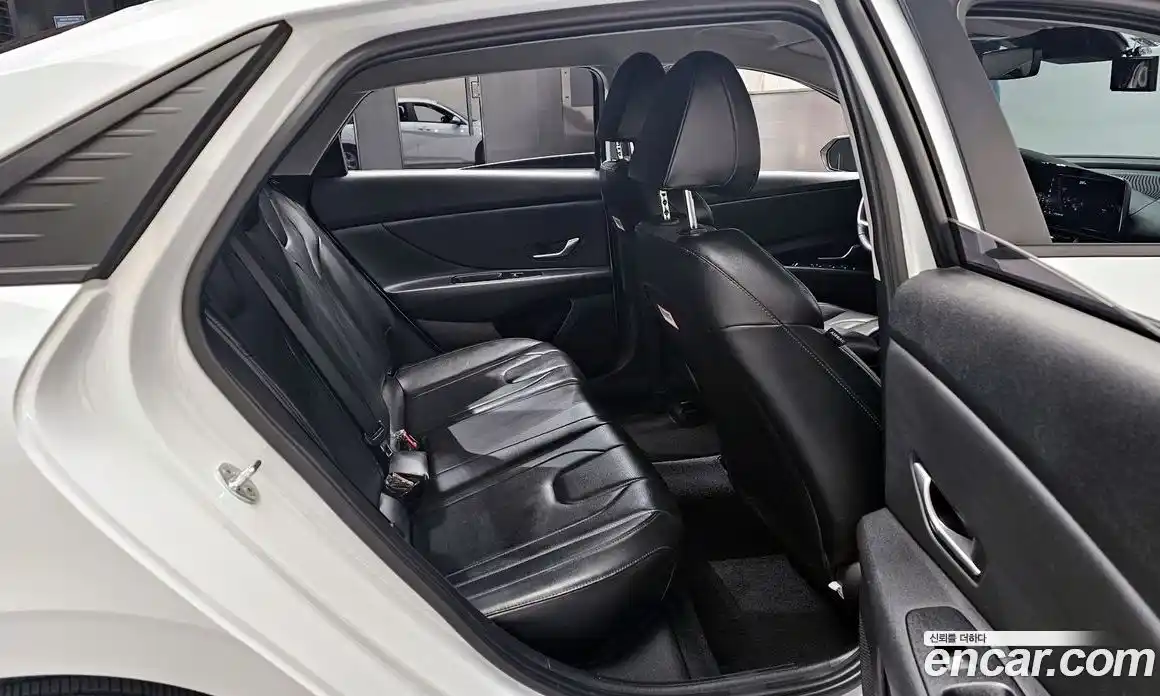 Hyundai Avante 2021 1.6 Автомат в Москве № 128619, фото 20