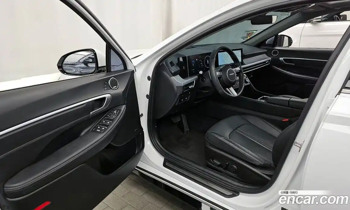 Hyundai Sonata 2024 2.0 Автомат в Москве № 130827, фото 16