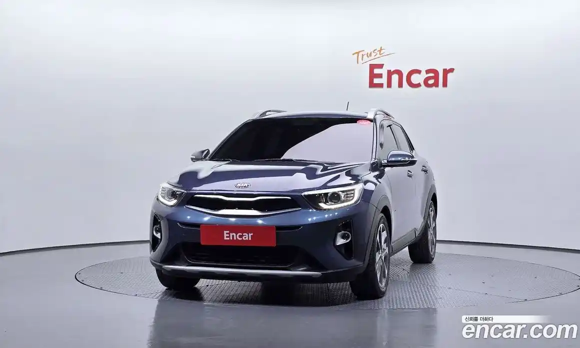 Kia Stonic 2018 1.4 Автомат в Москве № 131550, фото 3