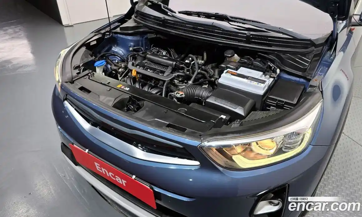 Kia Stonic 2018 1.4 Автомат в Москве № 131550, фото 6