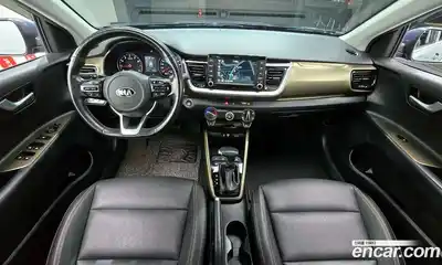 Kia Stonic 2018 1.4 Автомат в Москве № 131550, миниатюра 7