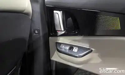 Kia Canival 2024 1.6 Автомат в Москве № 131743, миниатюра 2