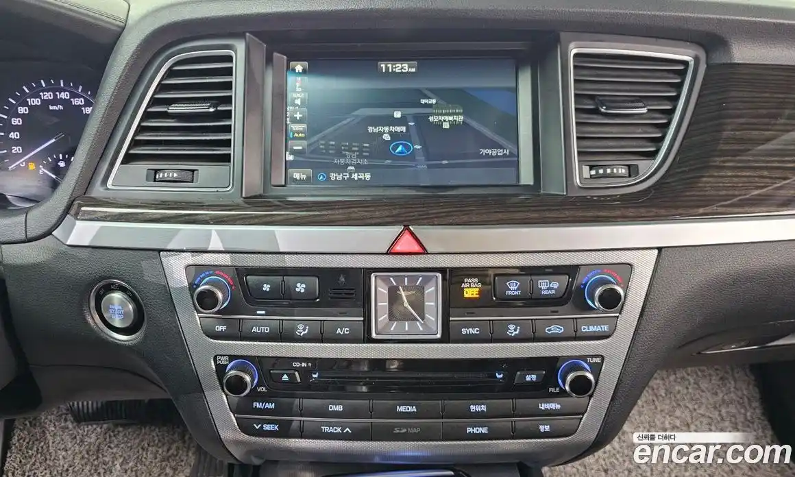 Genesis G80 2017 3.3 Автомат в Москве № 13229, фото 19