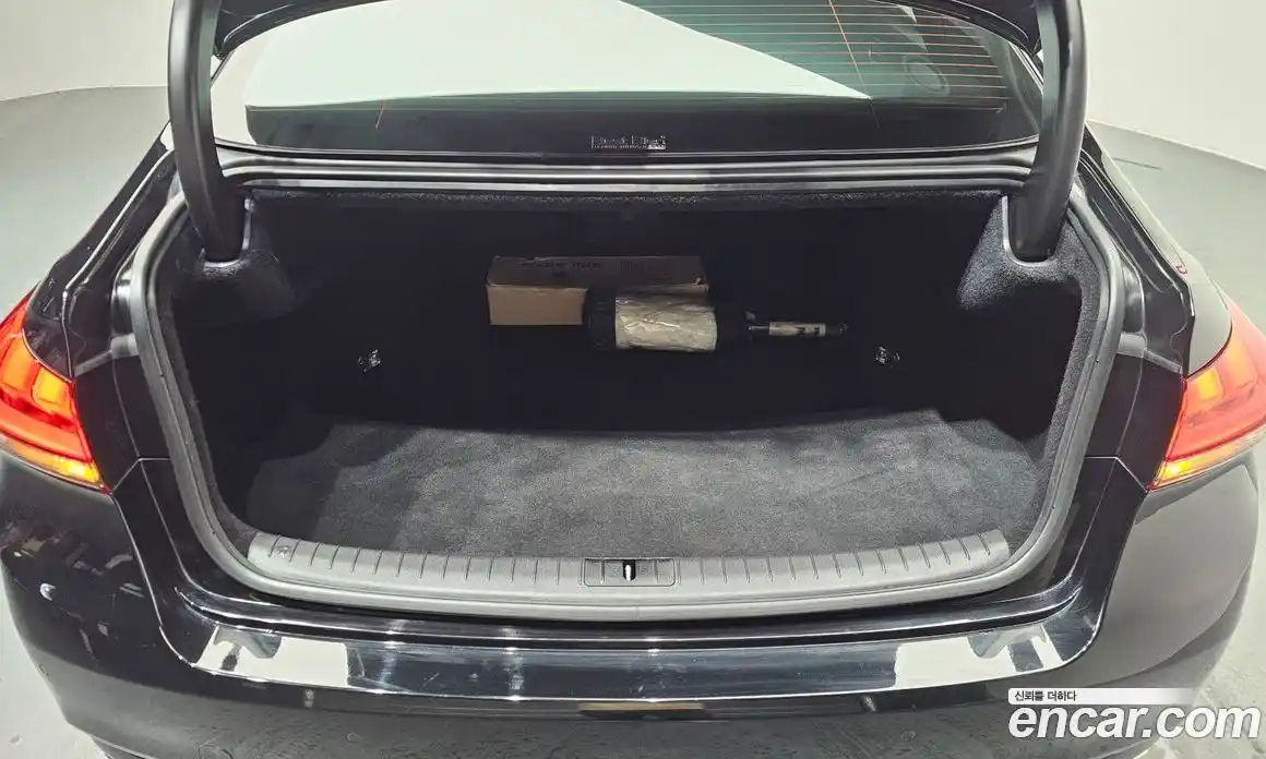 Genesis G80 2017 3.3 Автомат в Москве № 13229, фото 8