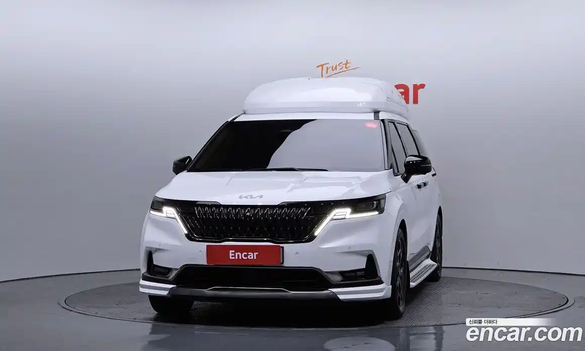 Kia Canival 2023 3.5 Автомат в Москве № 133777, фото 13