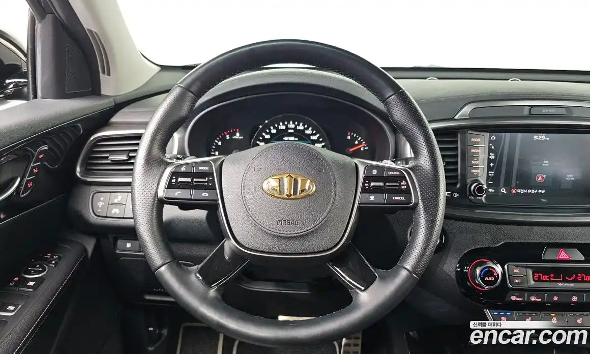 Kia Sorento 2018 2.2 Автомат в Москве № 134027, фото 17