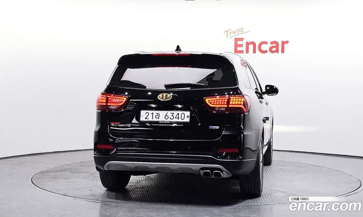 Kia Sorento 2018 2.2 Автомат в Москве № 134027, фото 20