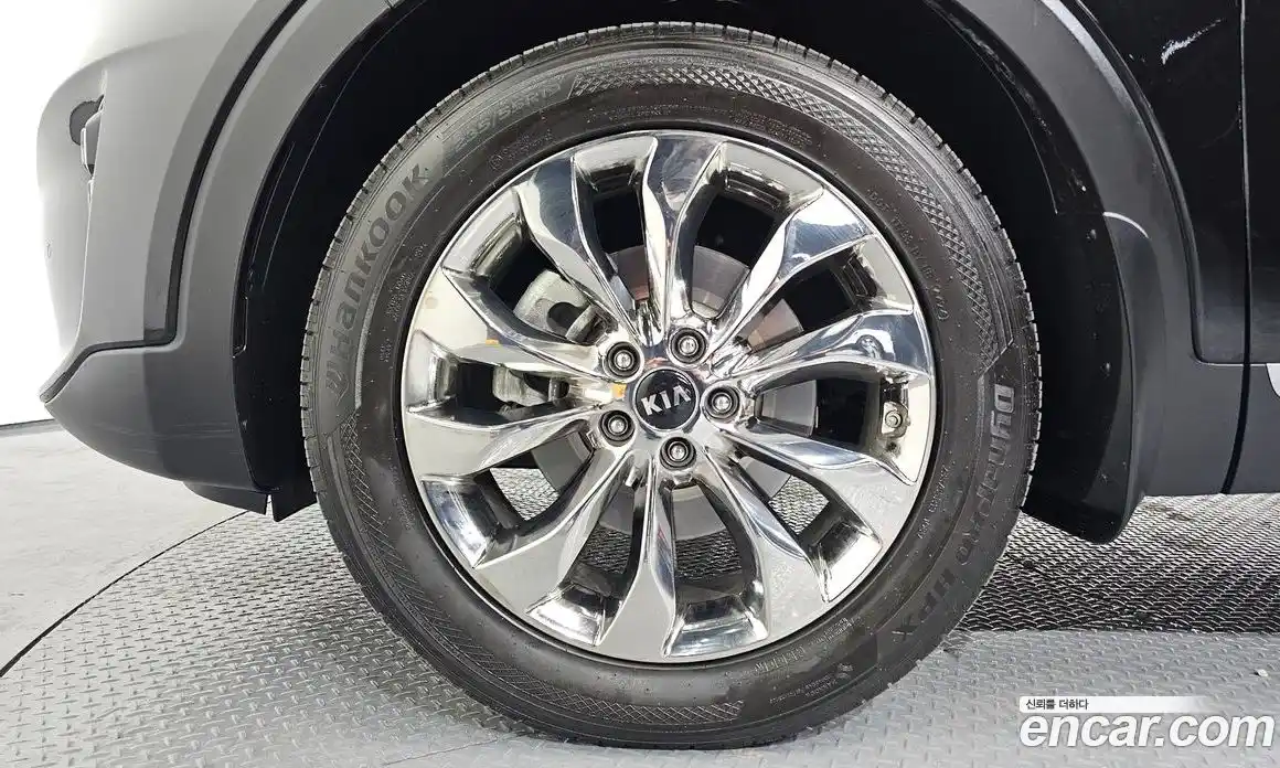 Kia Sorento 2018 2.2 Автомат в Москве № 134027, фото 9