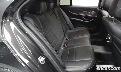 Mercedes-Benz E-Class 2022 2.0 Автомат в Москве № 136561, миниатюра 12