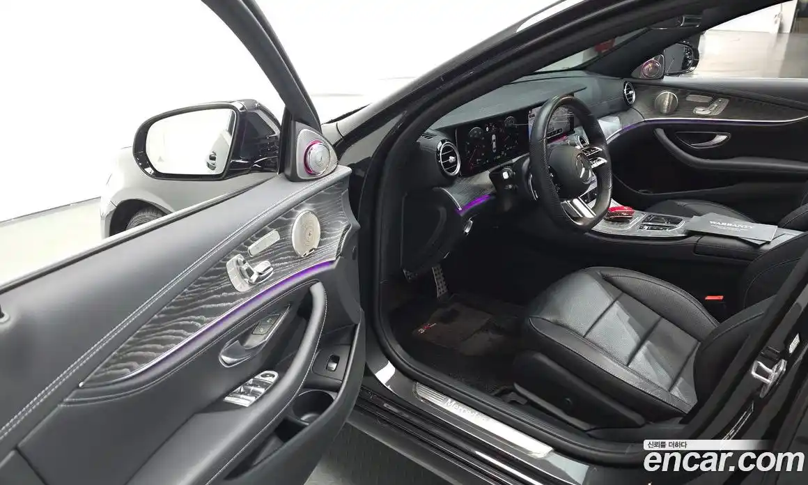 Mercedes-Benz E-Class 2022 2.0 Автомат в Москве № 136561, фото 15