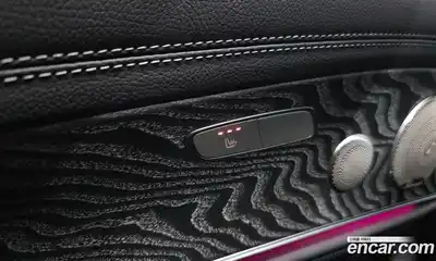 Mercedes-Benz E-Class 2022 2.0 Автомат в Москве № 136561, миниатюра 8