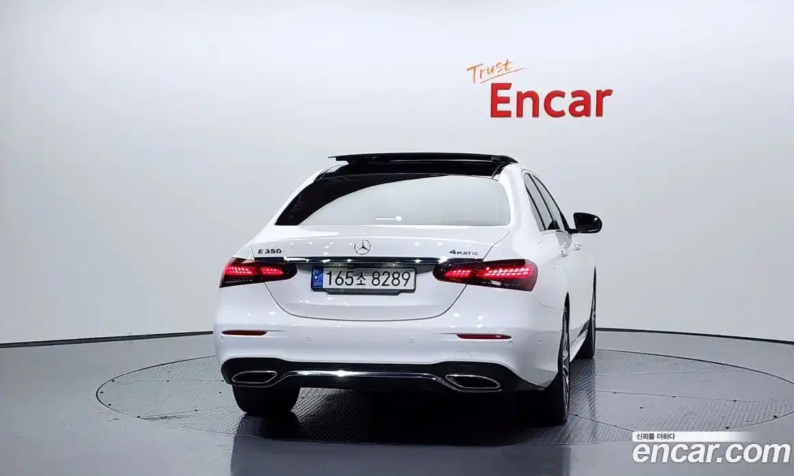 Mercedes-Benz E-Class 2021 2.0 Автомат в Москве № 137470, фото 5