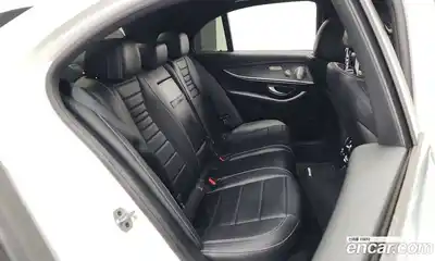 Mercedes-Benz E-Class 2021 2.0 Автомат в Москве № 137470, миниатюра 6