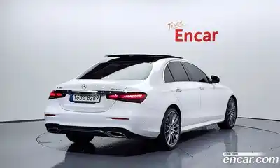 Mercedes-Benz E-Class 2021 2.0 Автомат в Москве № 137470, миниатюра 10